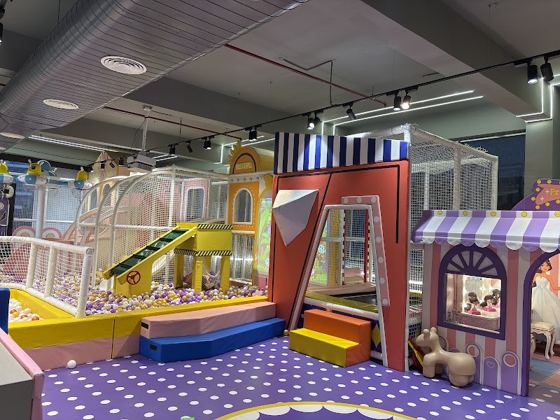 Giggle Garden Summer Fiesta 2026 Noida Sector 104, Near Starling Mall