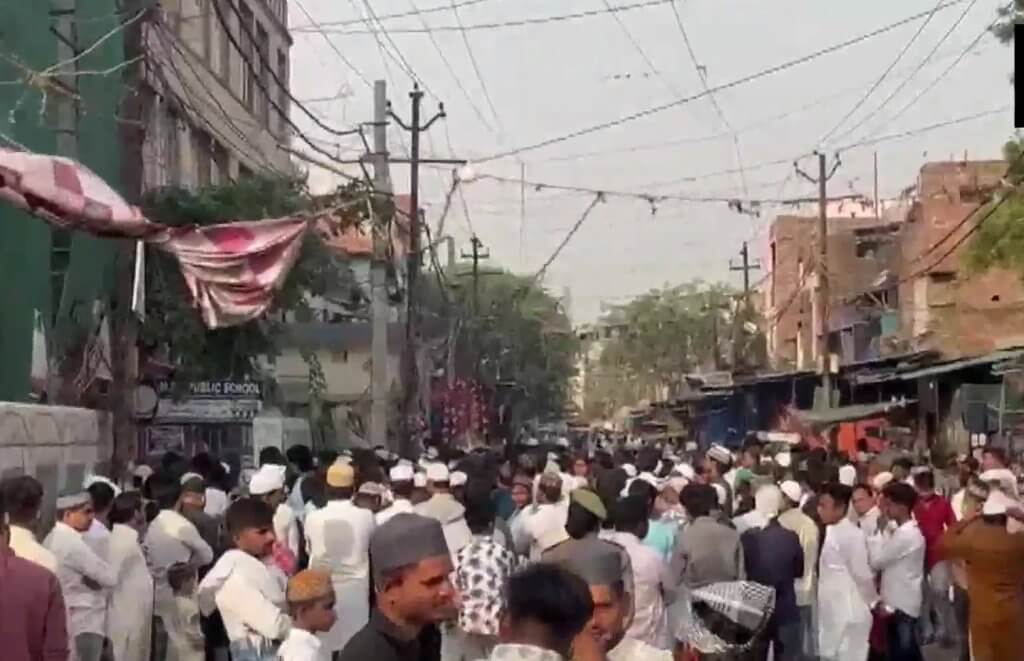 Eid Prayers in Noida - Mosques and practical tips