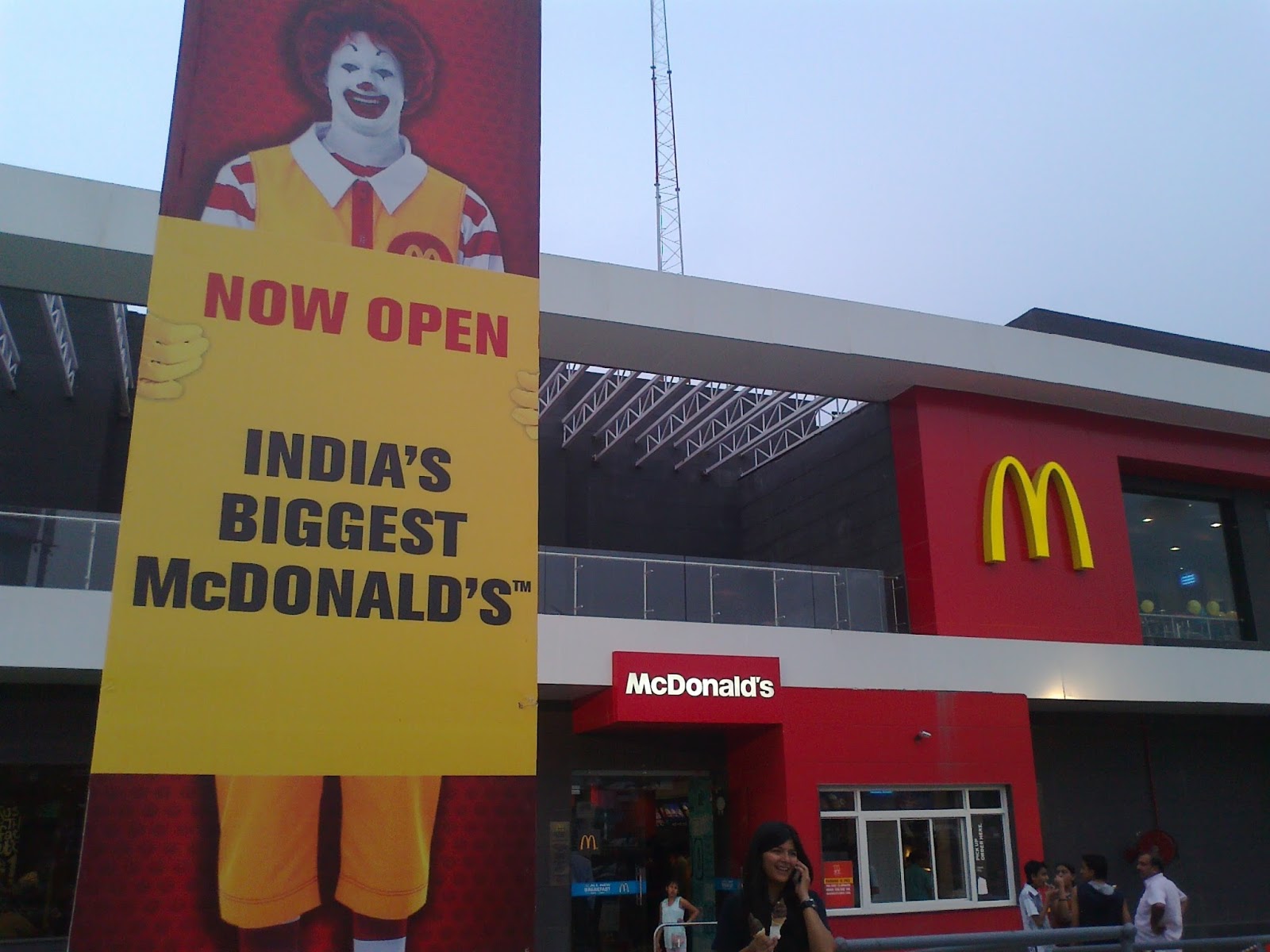 India’s Biggest McDonald in Noida