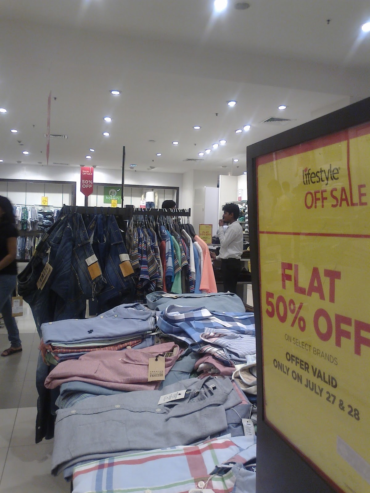 Sale Shopping at TGIP Lifestyle Store