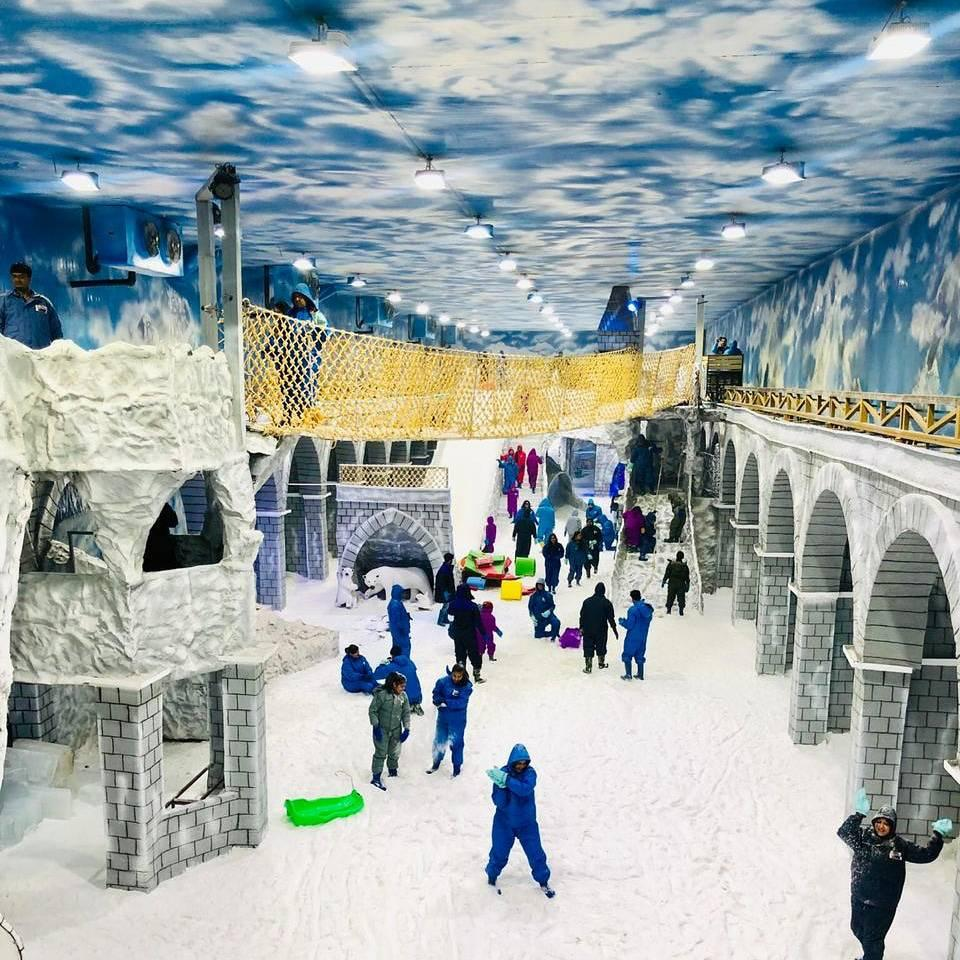 Noida Diary : Snow Mastiii Grand Venice Mall, Greater Noida A snow theme park in Delhi NCR